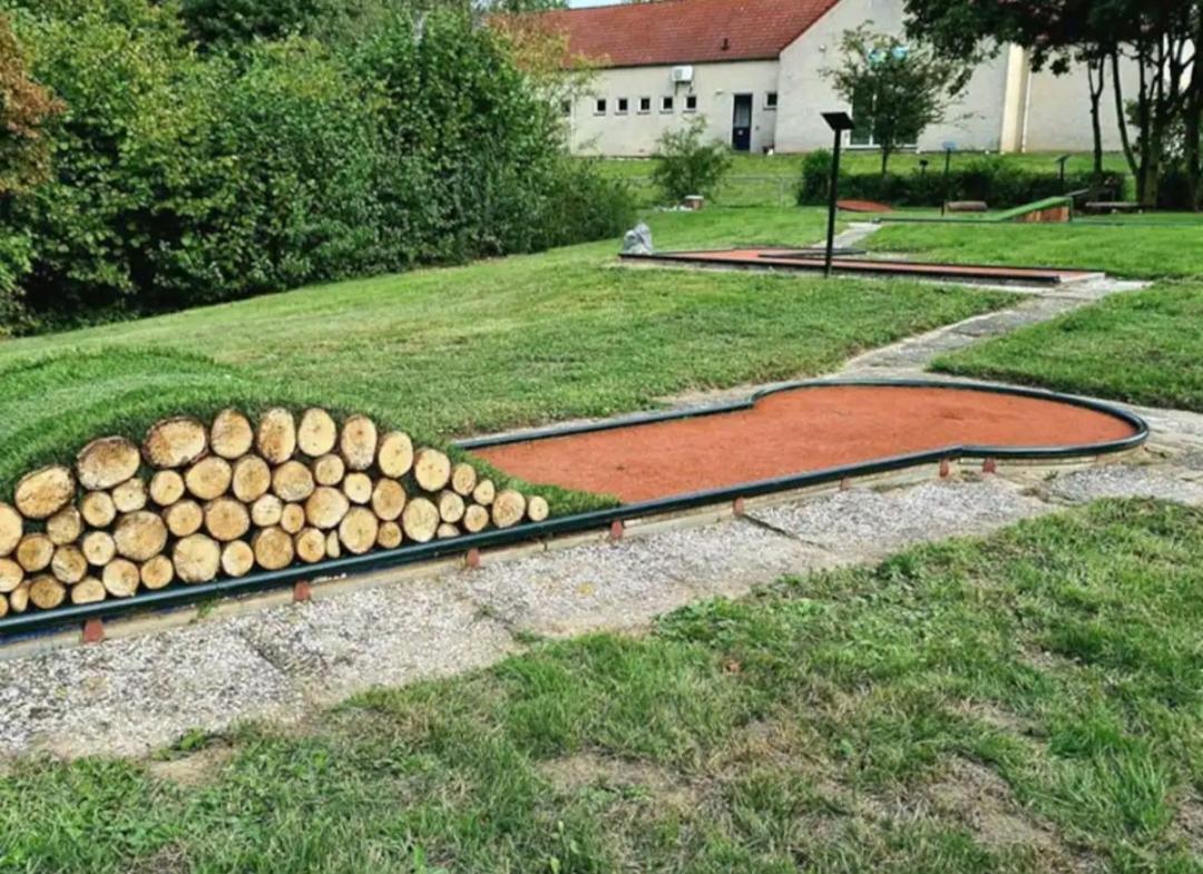 7 Person House With Garden, Firepit, Swimming Lake, Hammock, Child Friendly, In- And Outside Playground, Slide, And Great Coffee Евейк Екстер'єр фото