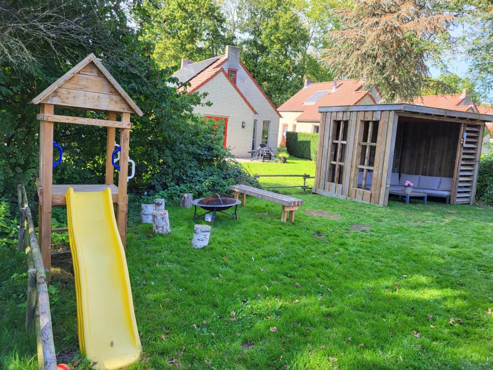 7 Person House With Garden, Firepit, Swimming Lake, Hammock, Child Friendly, In- And Outside Playground, Slide, And Great Coffee Евейк Екстер'єр фото